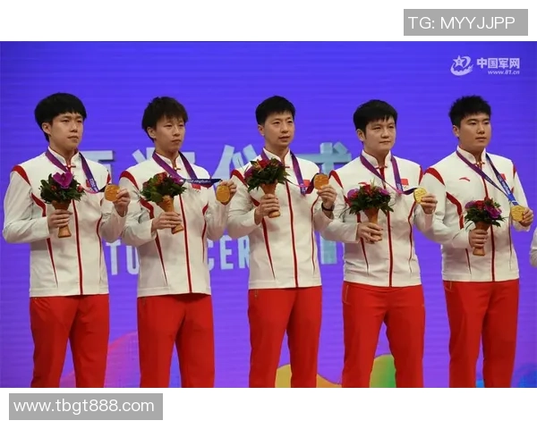 杭州亚运会乒乓球队展现卓越团队协作精神与默契配合的精彩表现